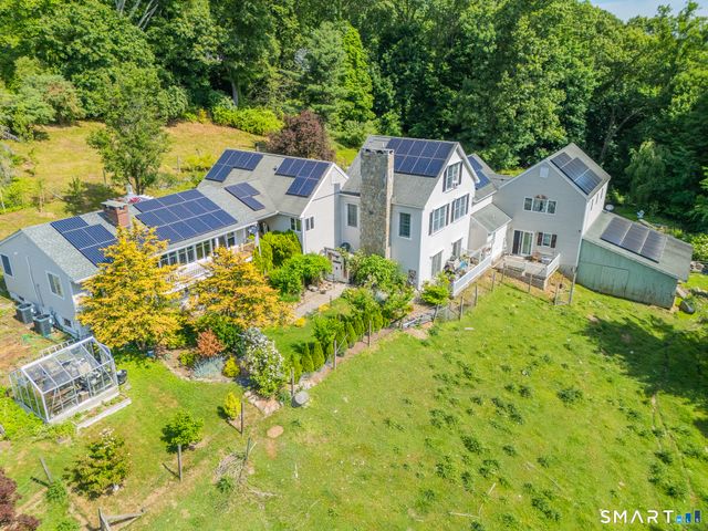 34 West Street, Newtown, CT 06470