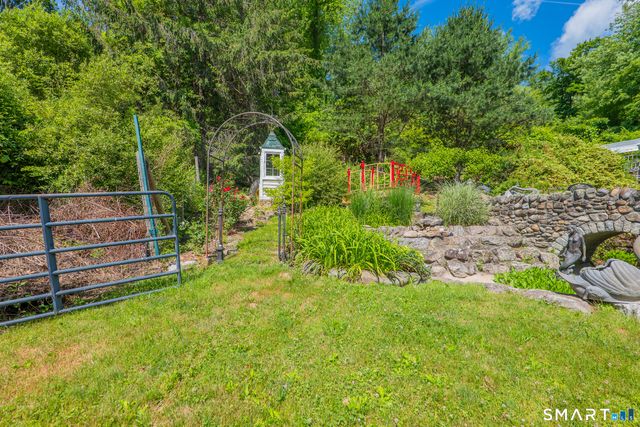 34 West Street, Newtown, CT 06470