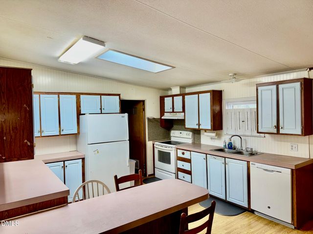 8621 Hicksboro Road, Oxford, NC 27565