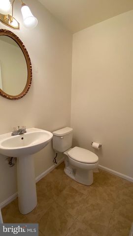 1057 LEXUS WAY, Herndon, VA 20170