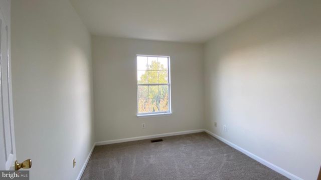 1057 LEXUS WAY, Herndon, VA 20170