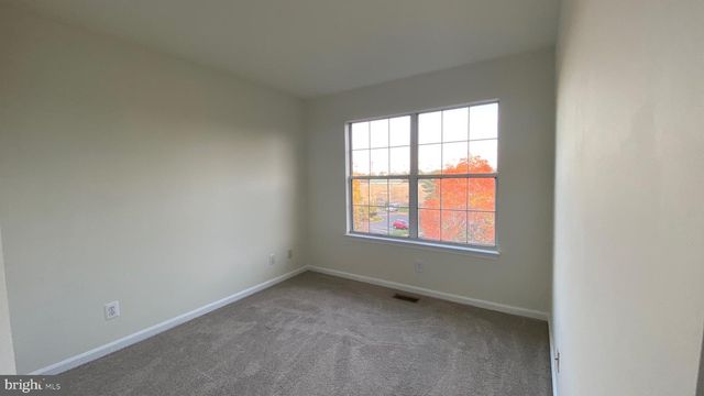 1057 LEXUS WAY, Herndon, VA 20170