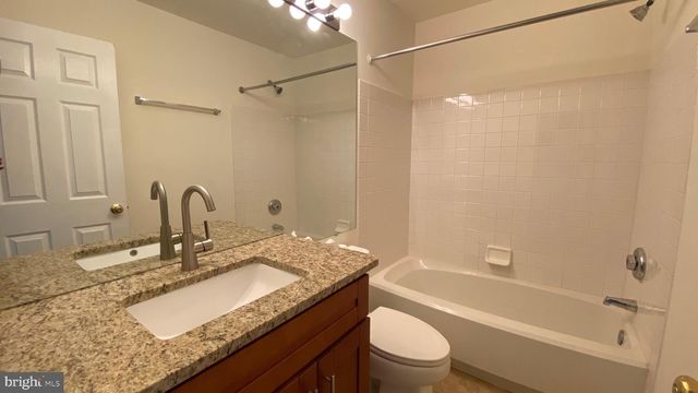 1057 LEXUS WAY, Herndon, VA 20170