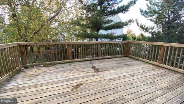 1057 LEXUS WAY, Herndon, VA 20170