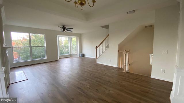 1057 LEXUS WAY, Herndon, VA 20170