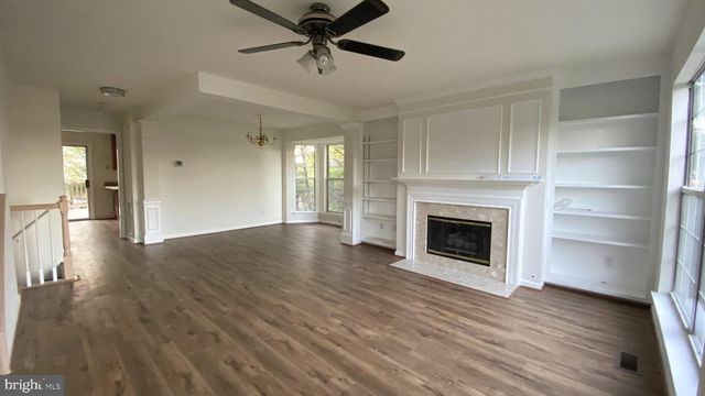 1057 LEXUS WAY, Herndon, VA 20170