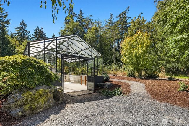 715 Tillicum Way, Camano Island, WA 98282