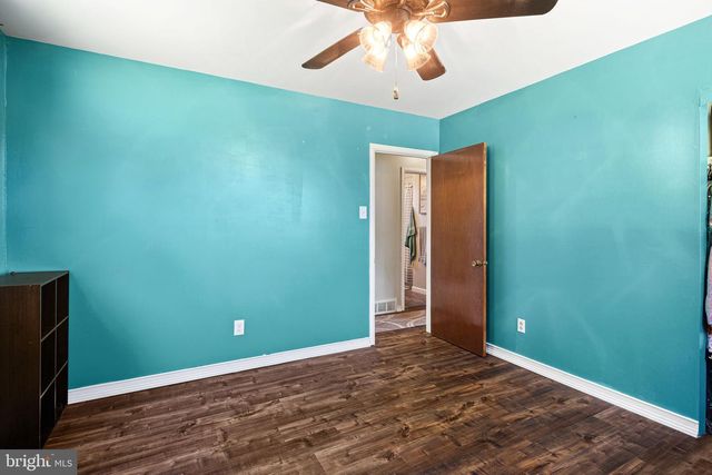 121 DOBBS AVE, Bellmawr, NJ 08031
