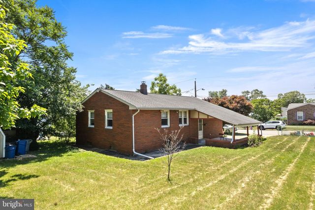 121 DOBBS AVE, Bellmawr, NJ 08031