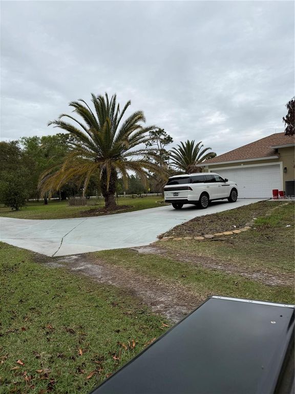 Image 7 of property listing at 3811 BANCROFT BOULEVARD, Orlando, FL 32833