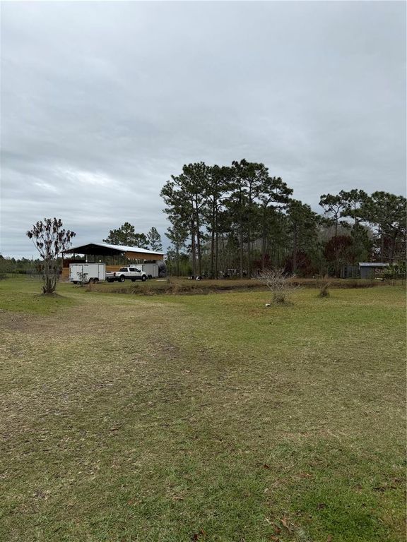 Image 8 of property listing at 3811 BANCROFT BOULEVARD, Orlando, FL 32833