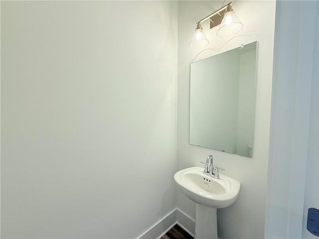 1565 Driggs NW Drive, Atlanta, GA 30318