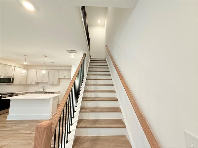 1565 Driggs NW Drive, Atlanta, GA 30318