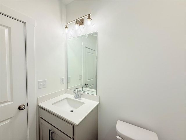 1565 Driggs NW Drive, Atlanta, GA 30318