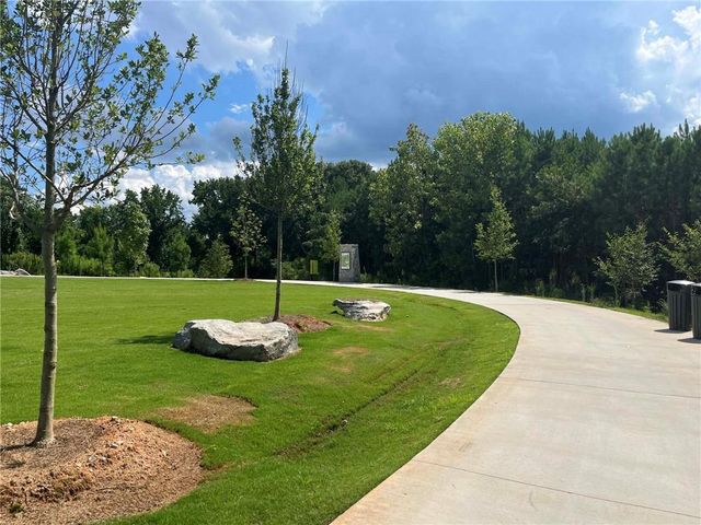 1565 Driggs NW Drive, Atlanta, GA 30318