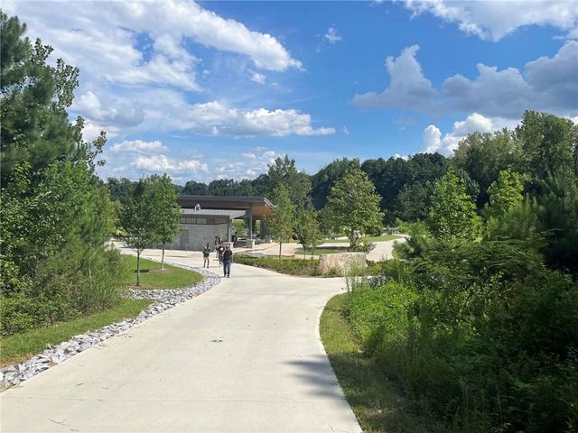 1565 Driggs NW Drive, Atlanta, GA 30318