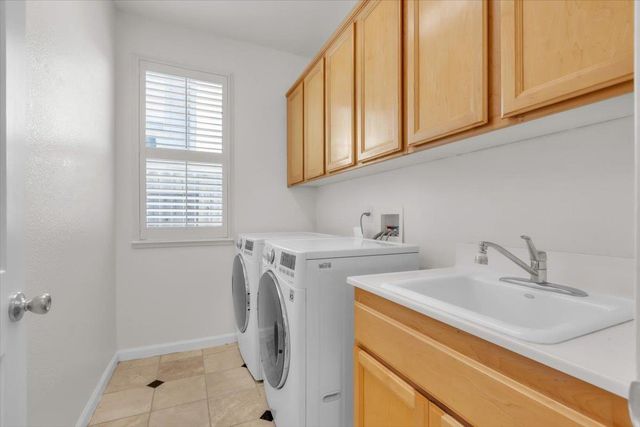 2612 Lark Sparrow Way, Elk Grove, CA 95757