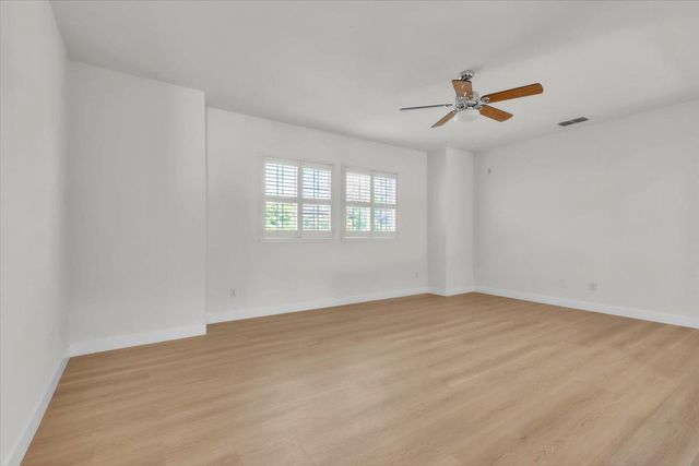 2612 Lark Sparrow Way, Elk Grove, CA 95757