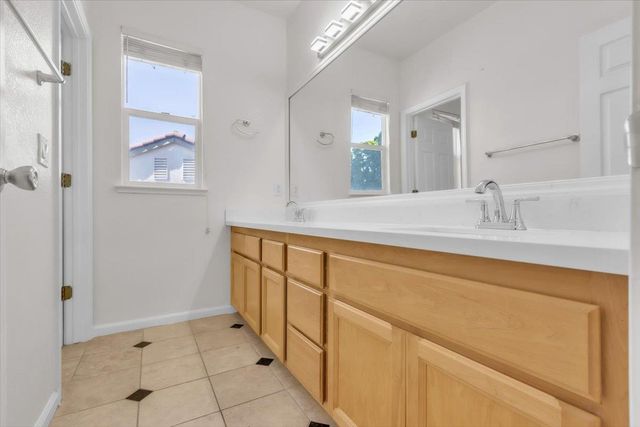 2612 Lark Sparrow Way, Elk Grove, CA 95757