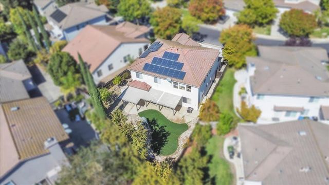 2612 Lark Sparrow Way, Elk Grove, CA 95757