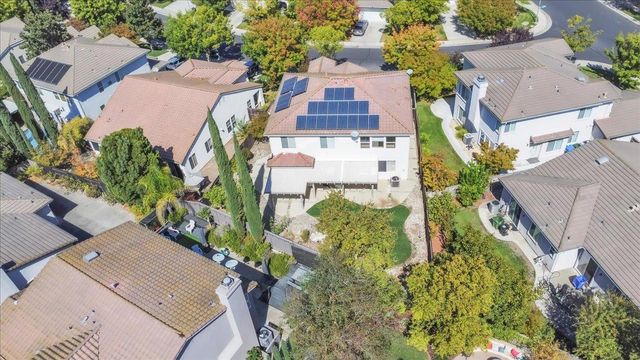 2612 Lark Sparrow Way, Elk Grove, CA 95757