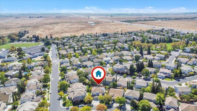 2612 Lark Sparrow Way, Elk Grove, CA 95757