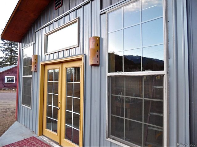 10300 US Highway 50, Howard, CO 81233