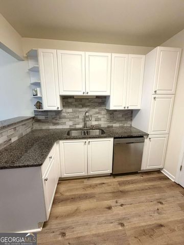 6115 Woodland Lane, Alpharetta, GA 30009