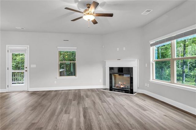 192 Amidon Drive, Villa Rica, GA 30180