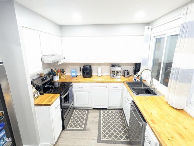 4100 Five Oaks Drive 48, Durham, NC 27707