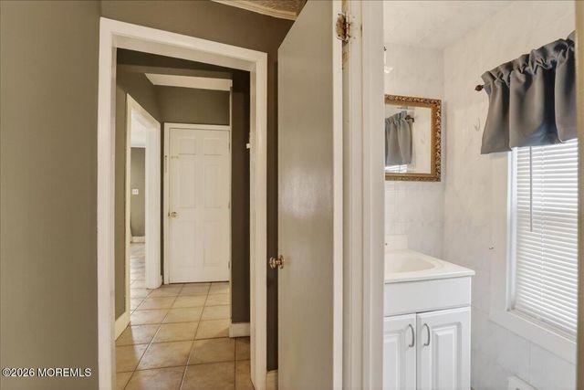 27 Washington Street, Red Bank, NJ 07701