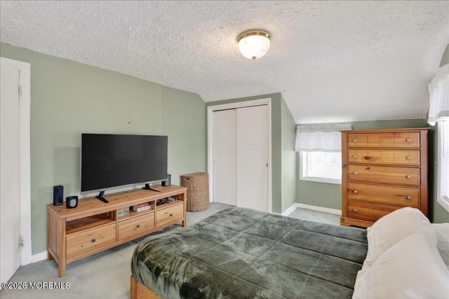 27 Washington Street, Red Bank, NJ 07701