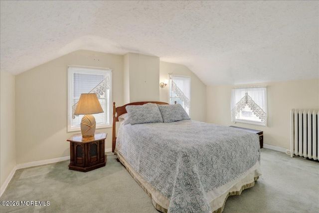 27 Washington Street, Red Bank, NJ 07701