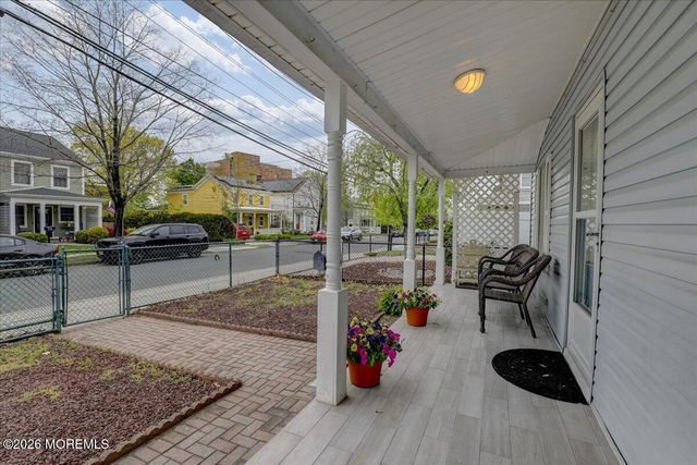 27 Washington Street, Red Bank, NJ 07701