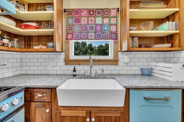 178 Walnut Creek Dr, Manchester, TN 37355