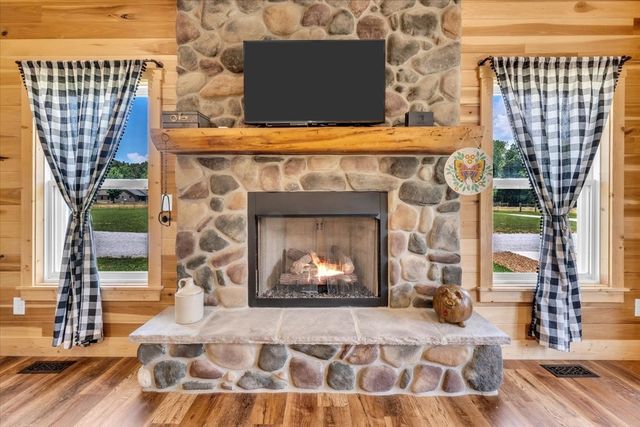 178 Walnut Creek Dr, Manchester, TN 37355