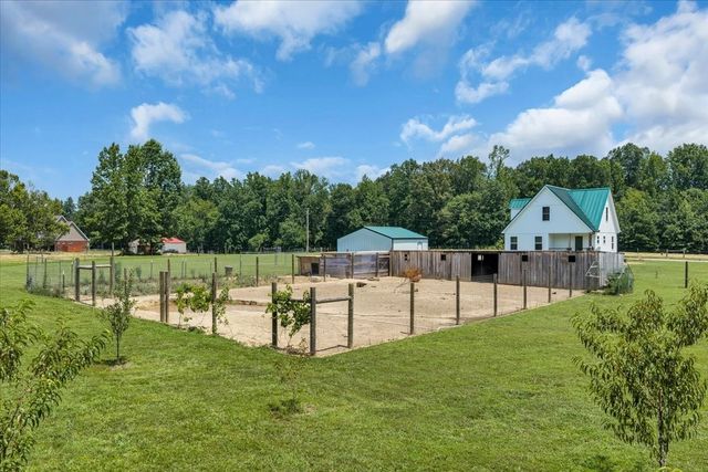 178 Walnut Creek Dr, Manchester, TN 37355