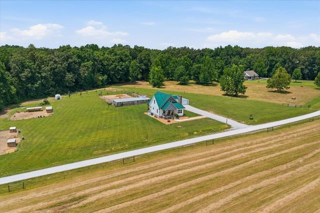 178 Walnut Creek Dr, Manchester, TN 37355