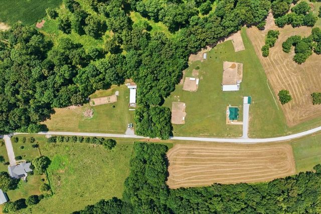 178 Walnut Creek Dr, Manchester, TN 37355