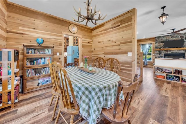 178 Walnut Creek Dr, Manchester, TN 37355