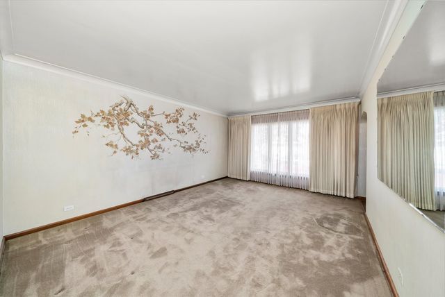 3839 W 68th Place, Chicago, IL 60629