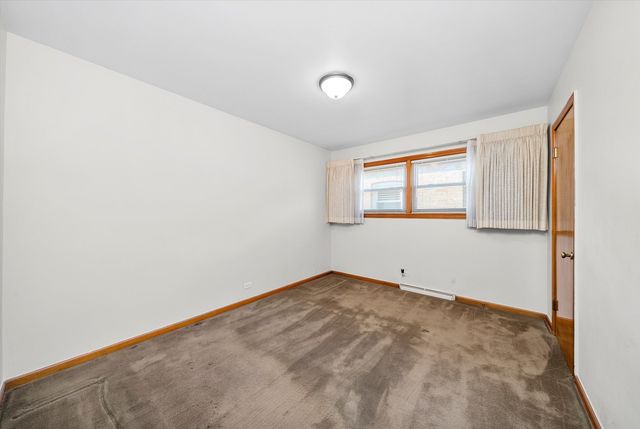 3839 W 68th Place, Chicago, IL 60629