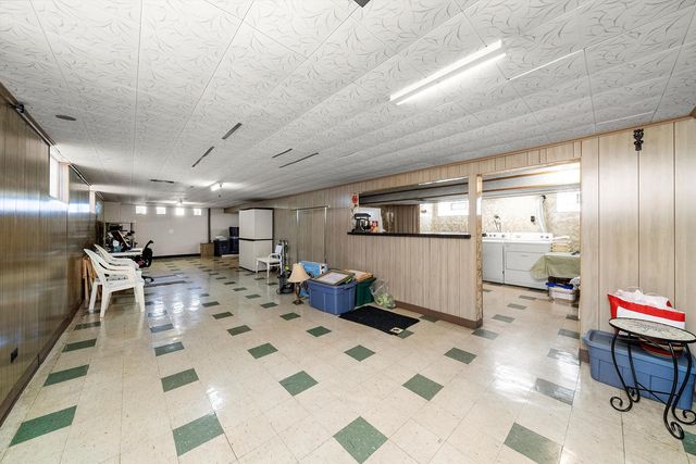 3839 W 68th Place, Chicago, IL 60629