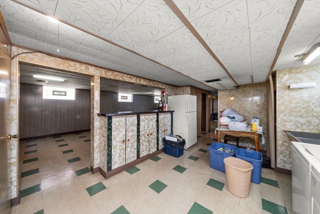 3839 W 68th Place, Chicago, IL 60629