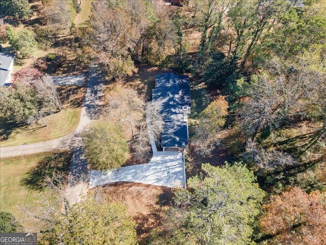 85 N Greenwood dr Drive, Carrollton, GA 30117