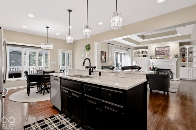 1055 Old Eagle Way, Greenwood, IN 46143