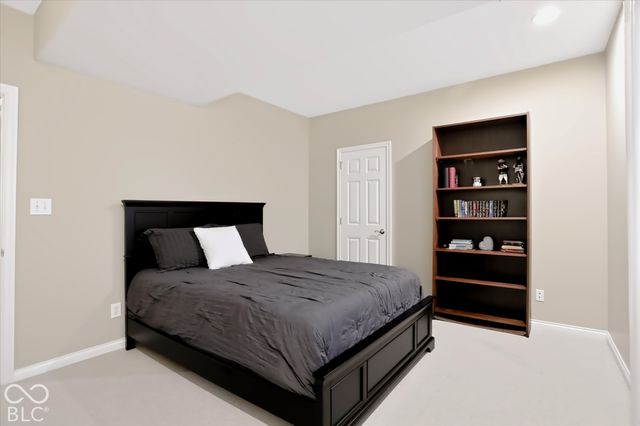 1055 Old Eagle Way, Greenwood, IN 46143