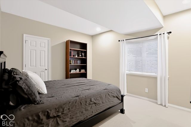 1055 Old Eagle Way, Greenwood, IN 46143