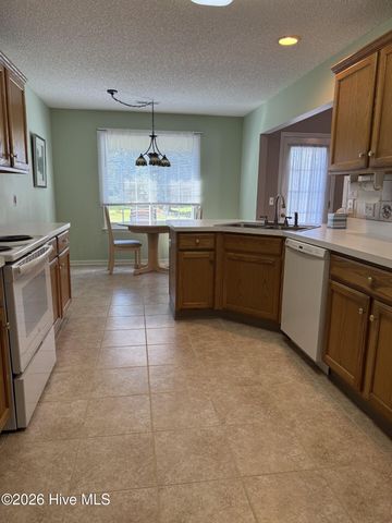 3008 Lagar Lane, Wilmington, NC 28405