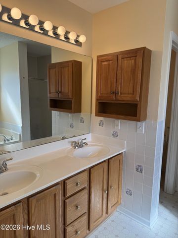 3008 Lagar Lane, Wilmington, NC 28405